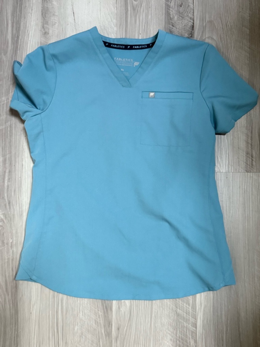 Fabletics Scrub Set XS - Picture 3 of 3